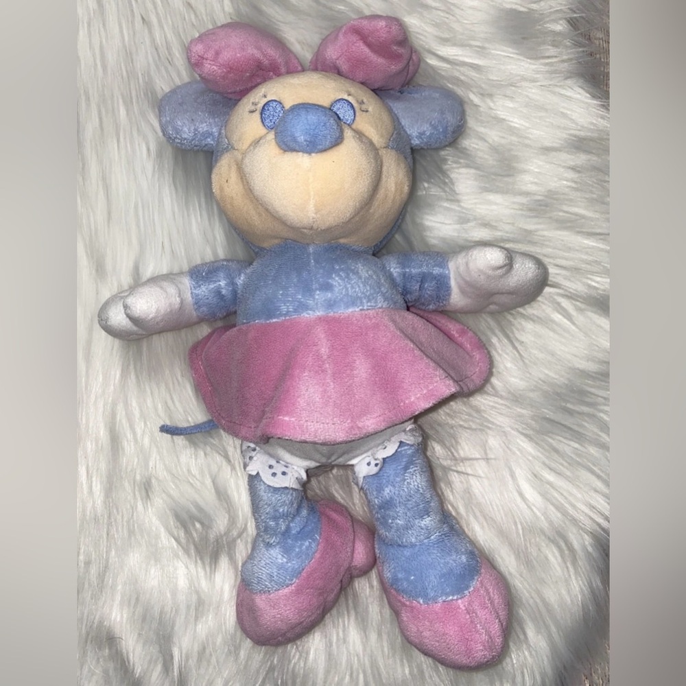 Authentic Disney Store Exclusive Minnie Mouse 12.5 inch pastel plush stuffed toy